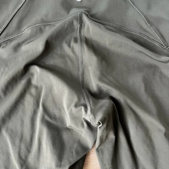 Lululemon Pink and Dark Olive Green Leggings- size 10 - Picture 8 of 11